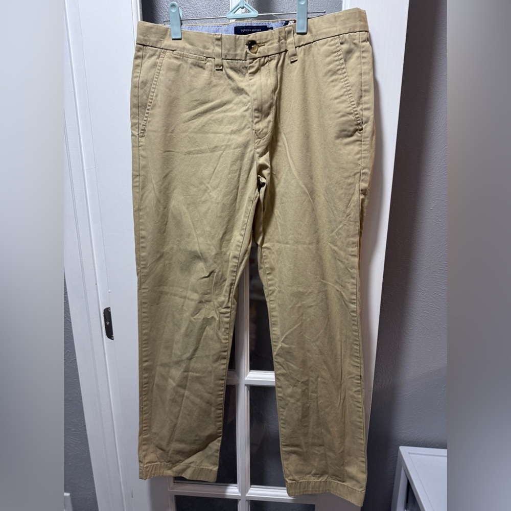 Tommy Hilfiger Men's Stretch Cotton Chino Pants - Picture 2 of 7